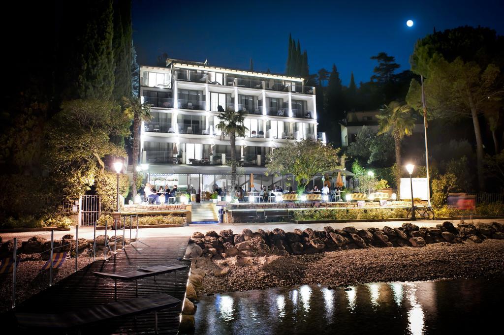 Beach Hotel Du Lac Malcesine Extérieur photo